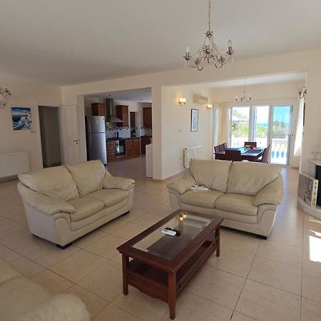 Villa Dafni Paralimni Exterior photo